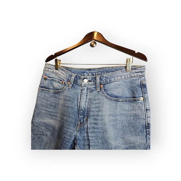 Levi’s 514 Straight Fit Jeans – Classic Mid-Rise Denim Trousers - Picture 3 of 7